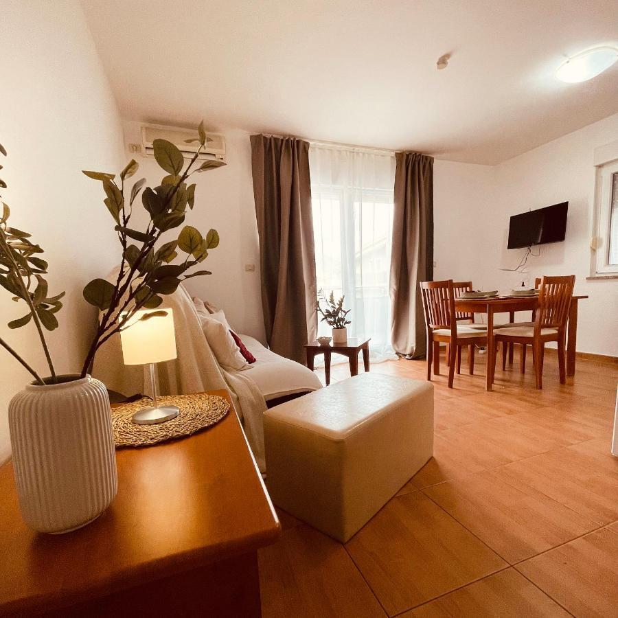 Apartments Stina Seget Vranjica Luaran gambar